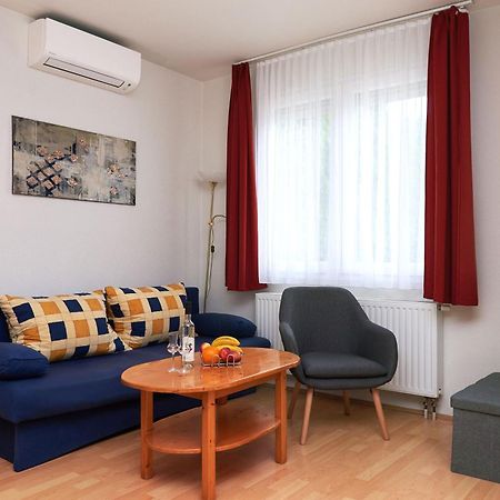 Apartman Brigitte Buekfuerdo Exteriör bild