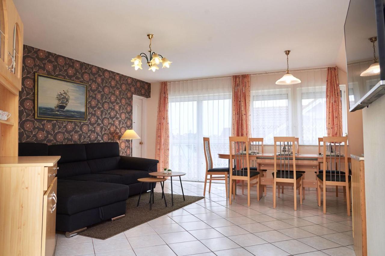 Apartman Brigitte Buekfuerdo Exteriör bild